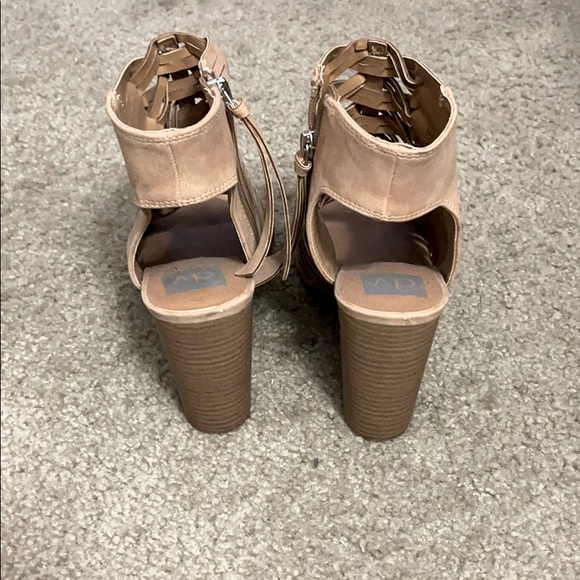 Booties - Picture 3 of 4